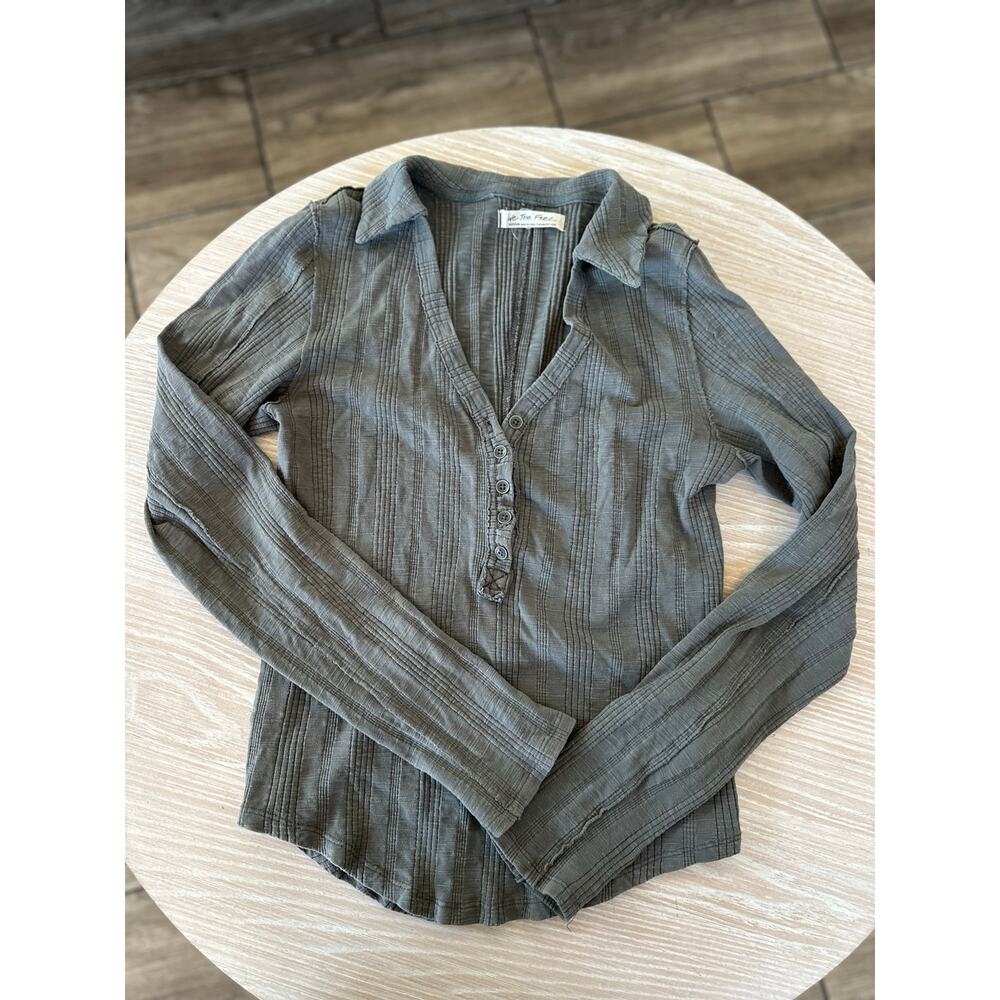 Free People Ribbed Collar Gray Long Sleeve, Size Medium